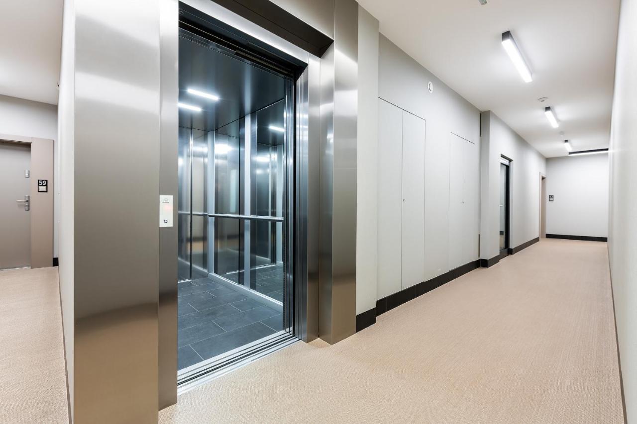 P&O Apartments Aleja Krakowska Warsawa Bagian luar foto